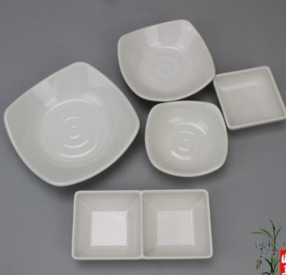 İyi bir fiyat. Özel Beyaz Renkli Melamine Masa Cihazları Büyük Plastik Otel Hizmet Kâseleri çevrimiçi