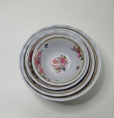 İyi bir fiyat. Temizlenmesi kolay, seramik görünümlü ve parlak renkli melamine servis kasesi çevrimiçi